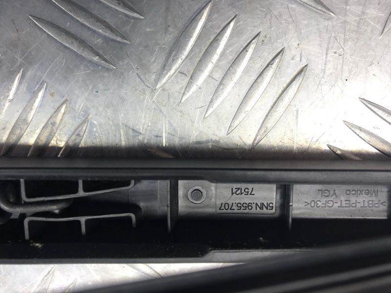 Повідок склоочисника Volkswagen Tiguan