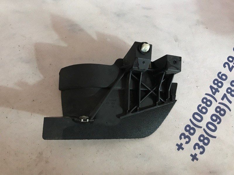 Бризковик 7P6854855 Volkswagen Touareg