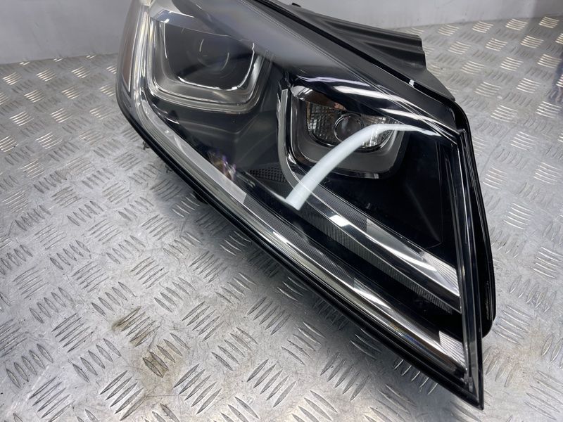 Фара Ксенон 7P0941752 Volkswagen Touareg