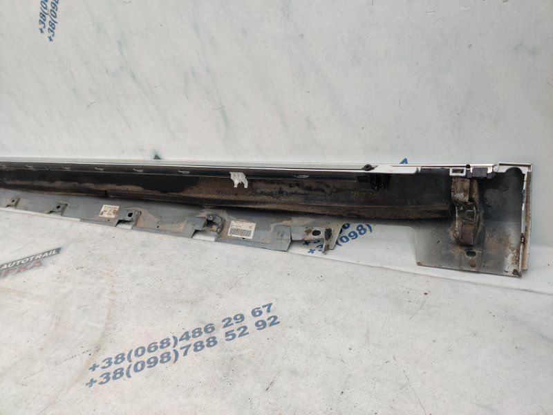 Поріг 4H4853855B Audi A8