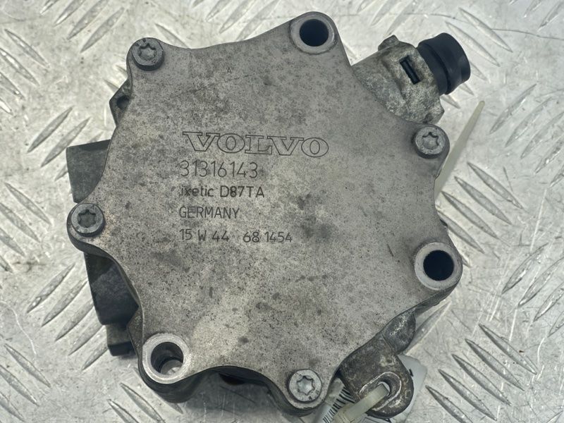 Вакуумний насос 31316143 Volvo XC60