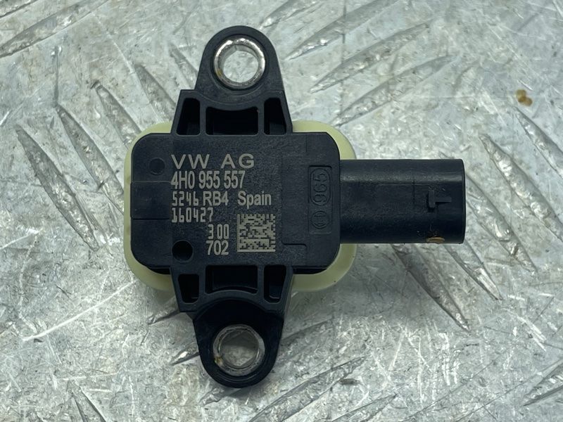 Датчик удара 4H0955557 Audi A7