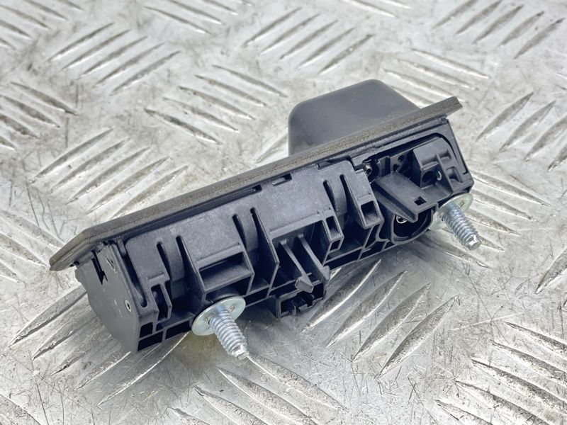 Кнопка замка крышки багажника с камерой 4M0827566B Audi Q7