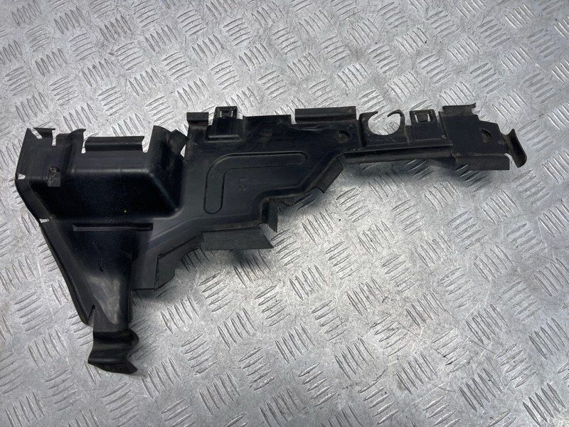 Повітропровід радіатора 4M0121283BS Audi Q7