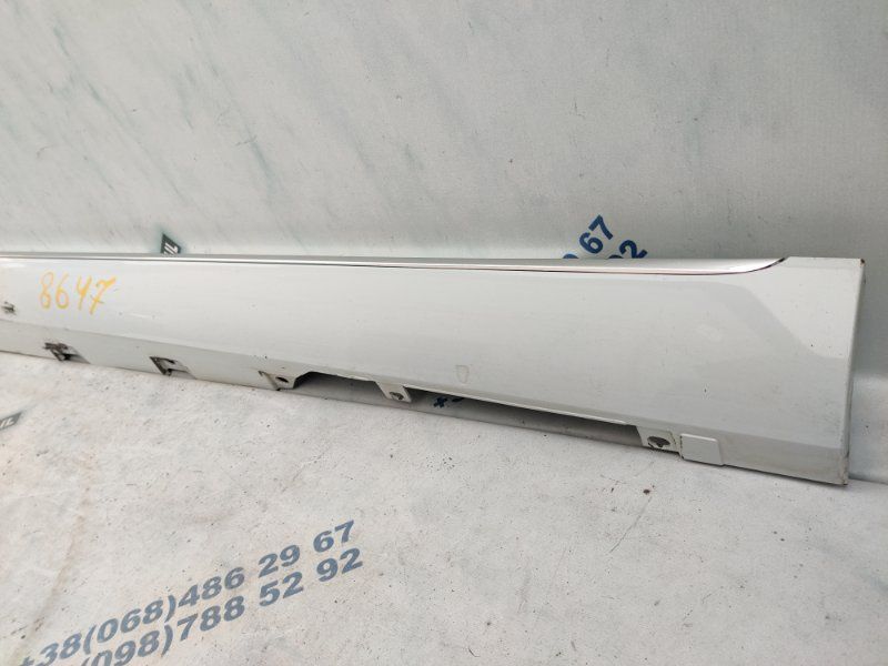 Поріг 4H4853855B Audi A8