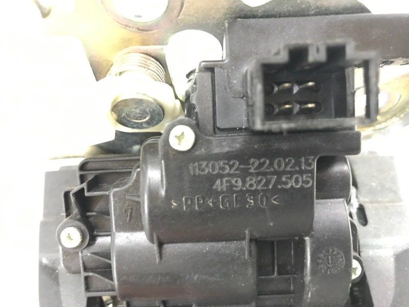 Замок кришки багажника 4F9827505 Audi Q7