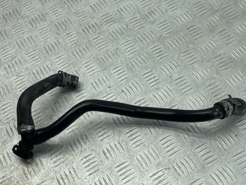Патрубок 079131605BC Audi A8
