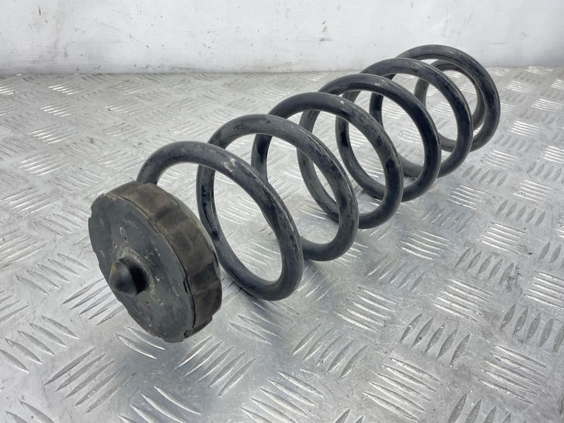 Пружина 8R0511115BP Audi Q5