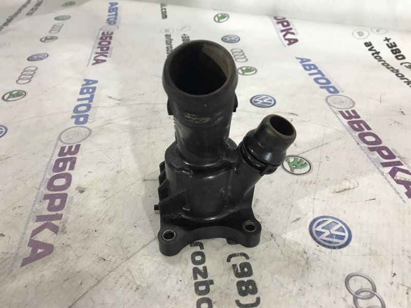 Корпус термостата 31293912 Volvo XC60