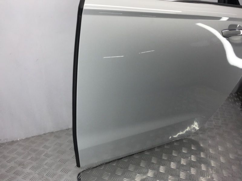 Дверь 4G5833051 Audi A6