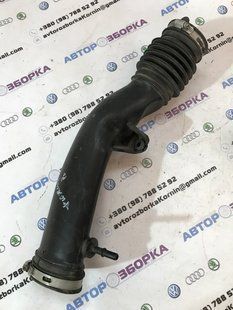 Патрубок интеркулера DS739R504FB Ford Fusion