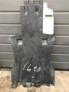 Защита / Облицовка днища 7L8825231A Volkswagen Touareg
