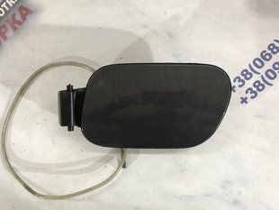 Корпус лючка кришки паливного бака в зборі 7P6809857A Volkswagen Touareg