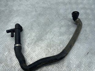 Патрубок 5Q0121619D Volkswagen Tiguan