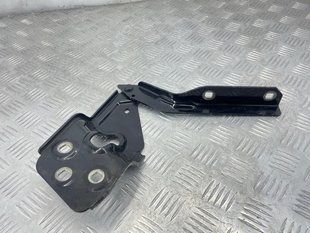 Петля капота Volkswagen Touareg