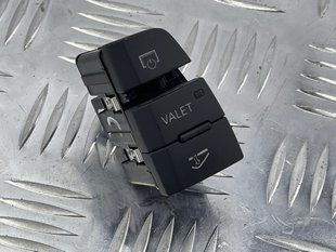 Кнопка открывания бардачка 4L1927227A Audi Q7