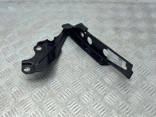 Петля капота 4G8823301E Audi A6