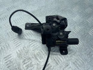 Замок капота 4H0823509C Audi A8