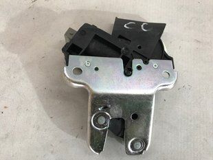 Замок крышки багажника 4F5827505D Volkswagen CC