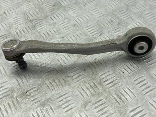 Важіль передньої підвіски верхній 8K0407509R Audi A7