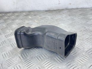 Повітрозабірник 31439509 Volvo XC90