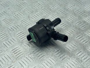 Помпа водяна додаткова K2G318D473BA Ford Edge
