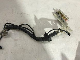 Клема акумулятора 4L0971225E Audi Q7