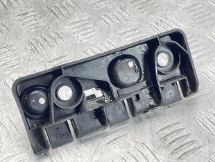 Кронштейн порогу 31378134 Volvo XC90