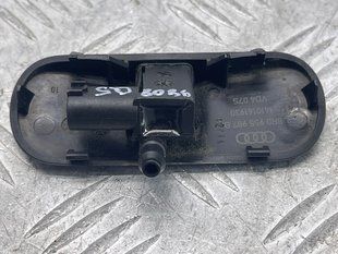 Форсунка омивача лобового скла 8R0955987B Audi Q5