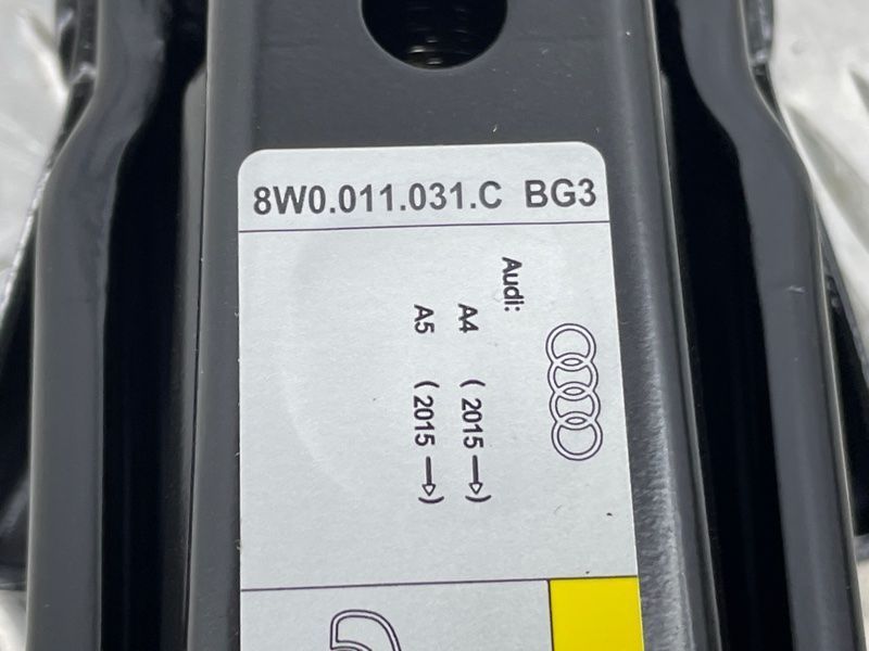 Домкрат 8W0011031C Audi A4