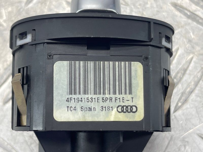 Переключатель света фар Audi Q7