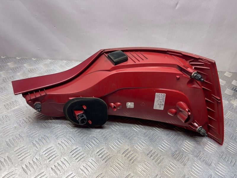 Стоп / Фонарь LED 4L0945094G Audi Q7