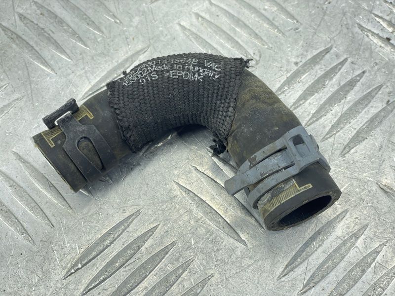 Шланг системи охолодження 4M0145564B Audi Q7