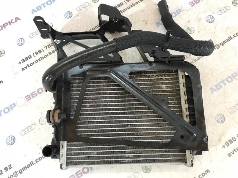 Радіатор охолодження двигуна додатковий 8K0121212B Audi A7