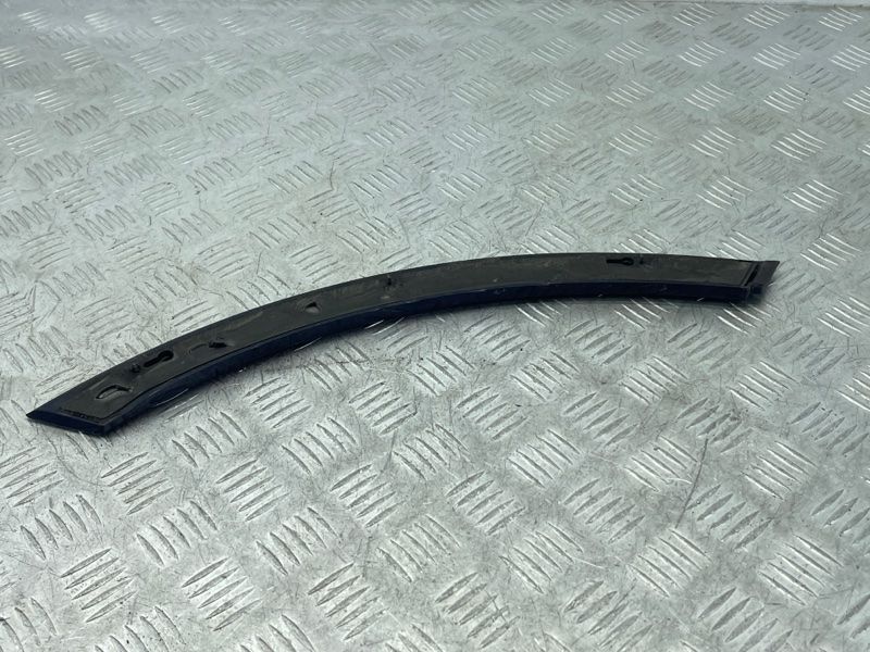 Накладка дверей 4M0854819AGRU Audi Q7