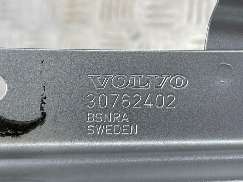 Крило 30762402 Volvo XC60
