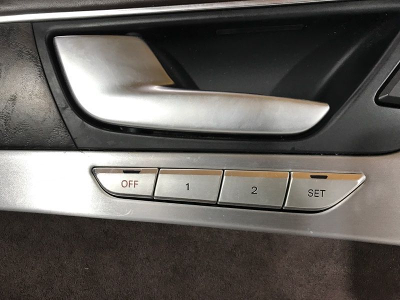 Обшивка дверей 4H1867103GODX Audi A8