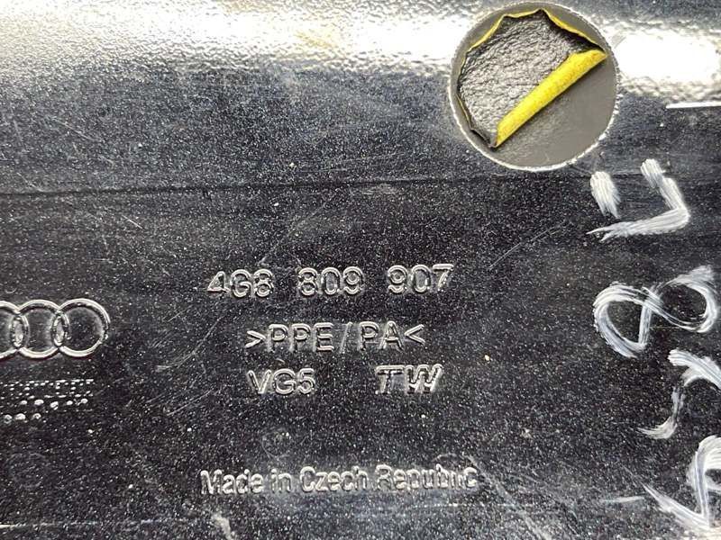 Крышка лючка топливного бака 4G8809907 Audi S7