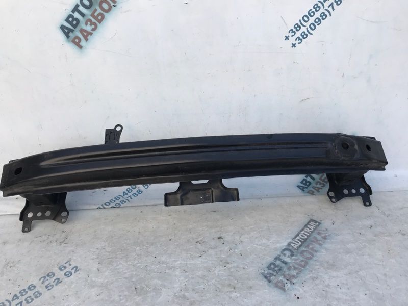 Підсилювач переднього бампера 3C8807109C Volkswagen CC