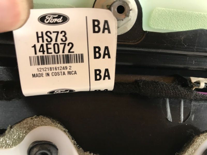 Обшивка дверей Ford Fusion