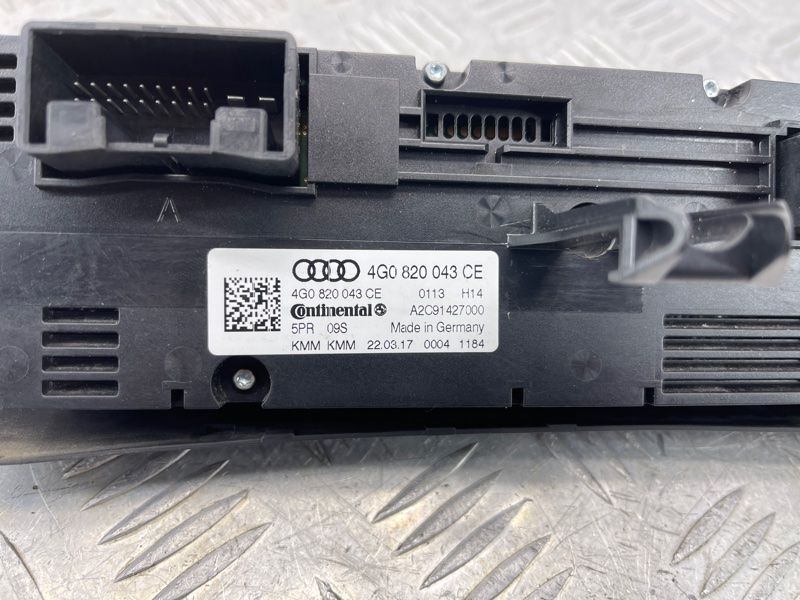 Панель управления климат-контролем 4G0820043CE5PR Audi A7