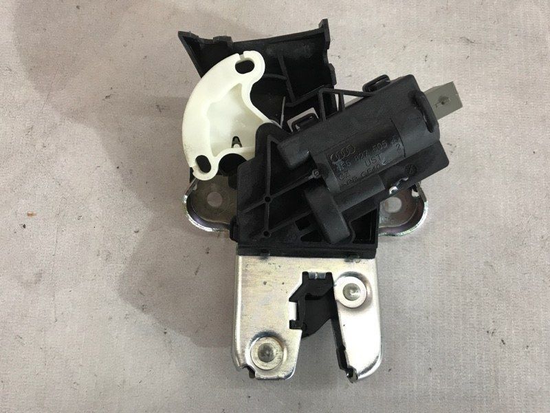 Замок кришки багажника 4F5827505D Volkswagen CC