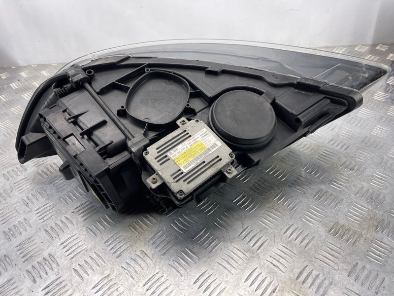 Фара ксенон права 4L0941004AK Audi Q7 Audi Q7