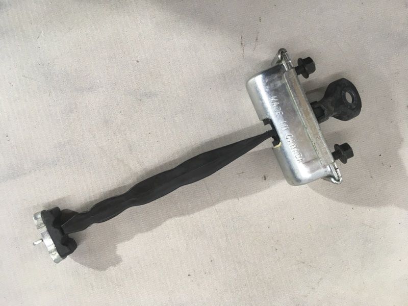 Ригель замка дверей Ford Edge