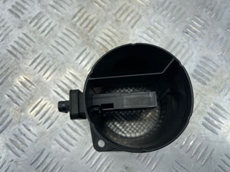 Датчик масового потоку повітря (MAF) 03L906461A Audi A6