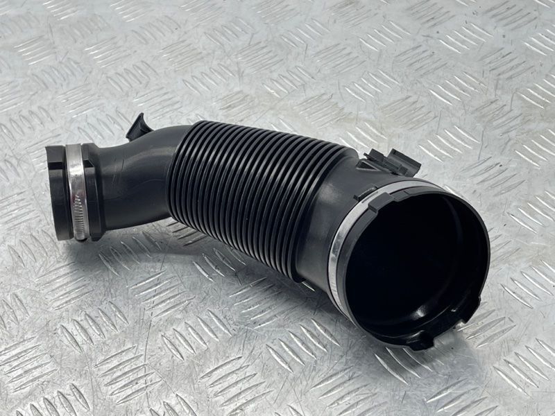 Патрубок воздушного фильтра 4G0129615J Audi A6