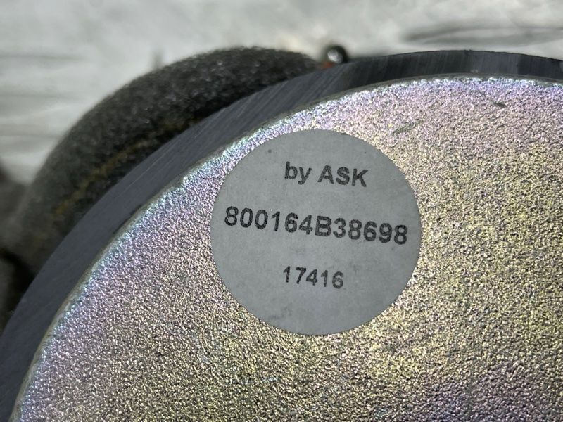 Динамик сабвуфера Bang & Olufsen 8W9035382A Audi A4 Allroad