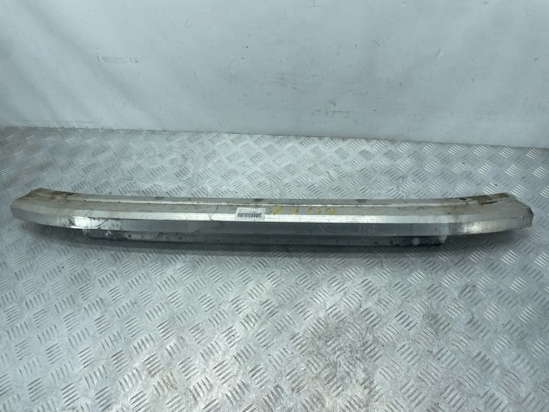 Підсилювач переднього бампера 4L0807113 Audi Q7