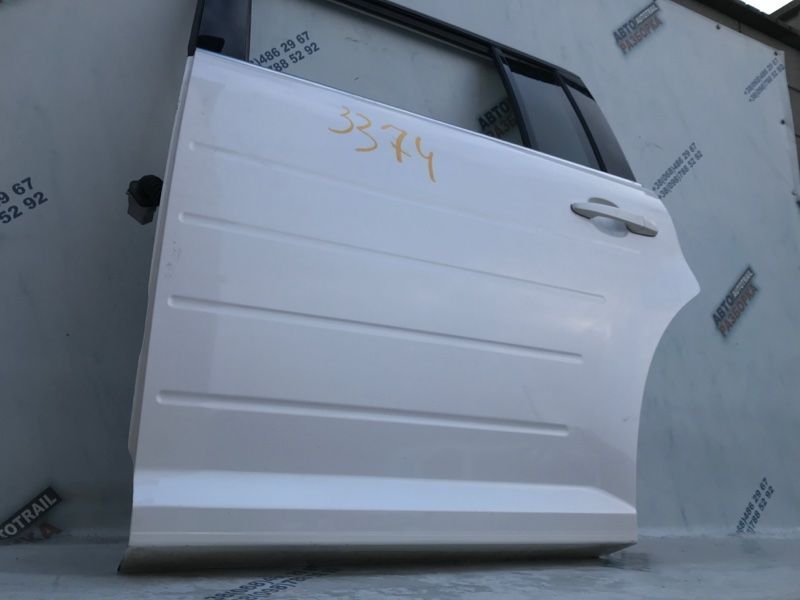Двері 8A8Z7424631A Ford Flex