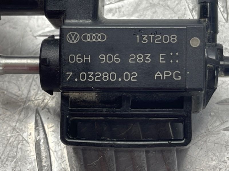 Клапан электромагнитный Volkswagen Passat